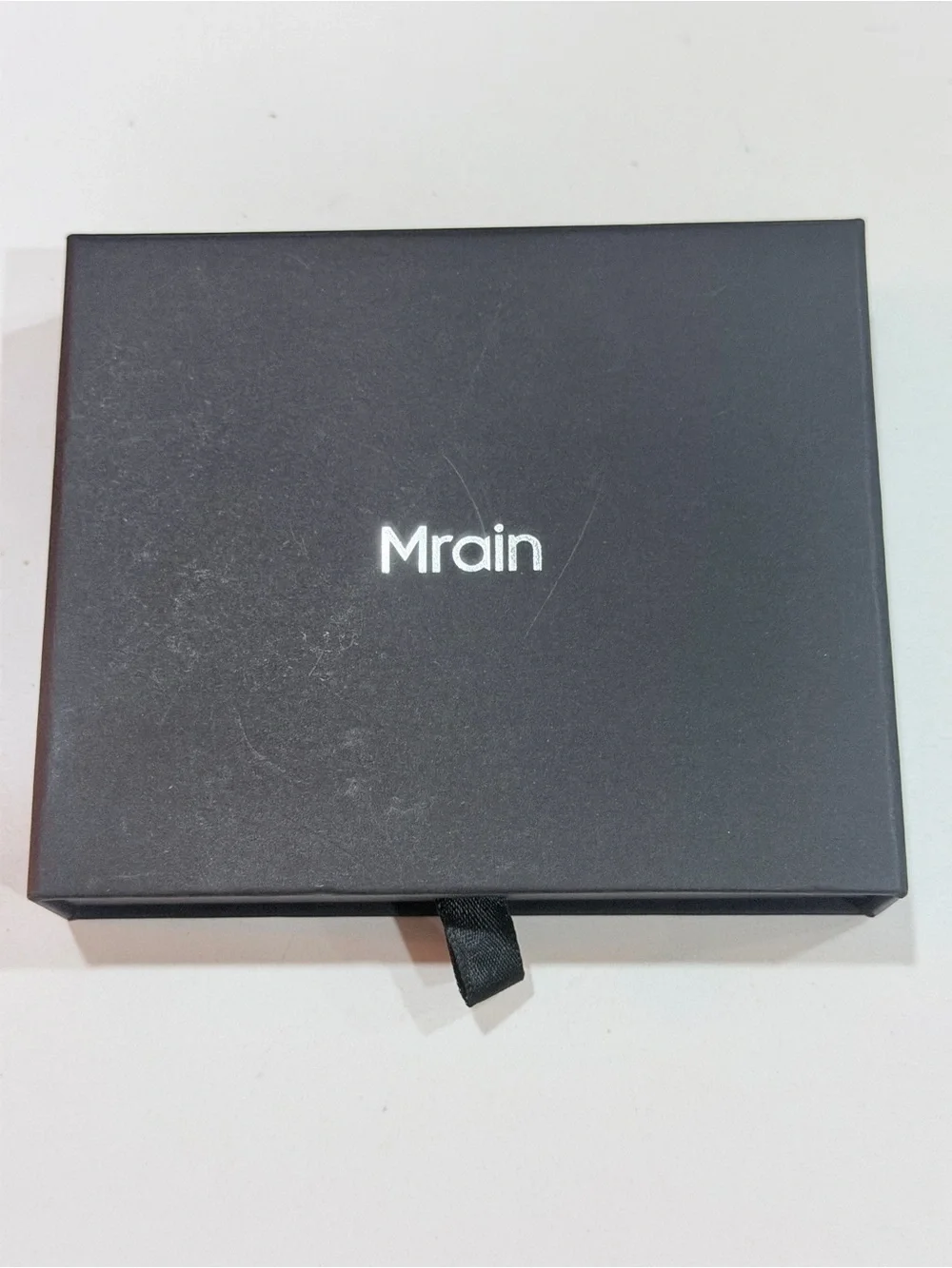 Mrain Slim Premium Leather Pop-Up Wallet.